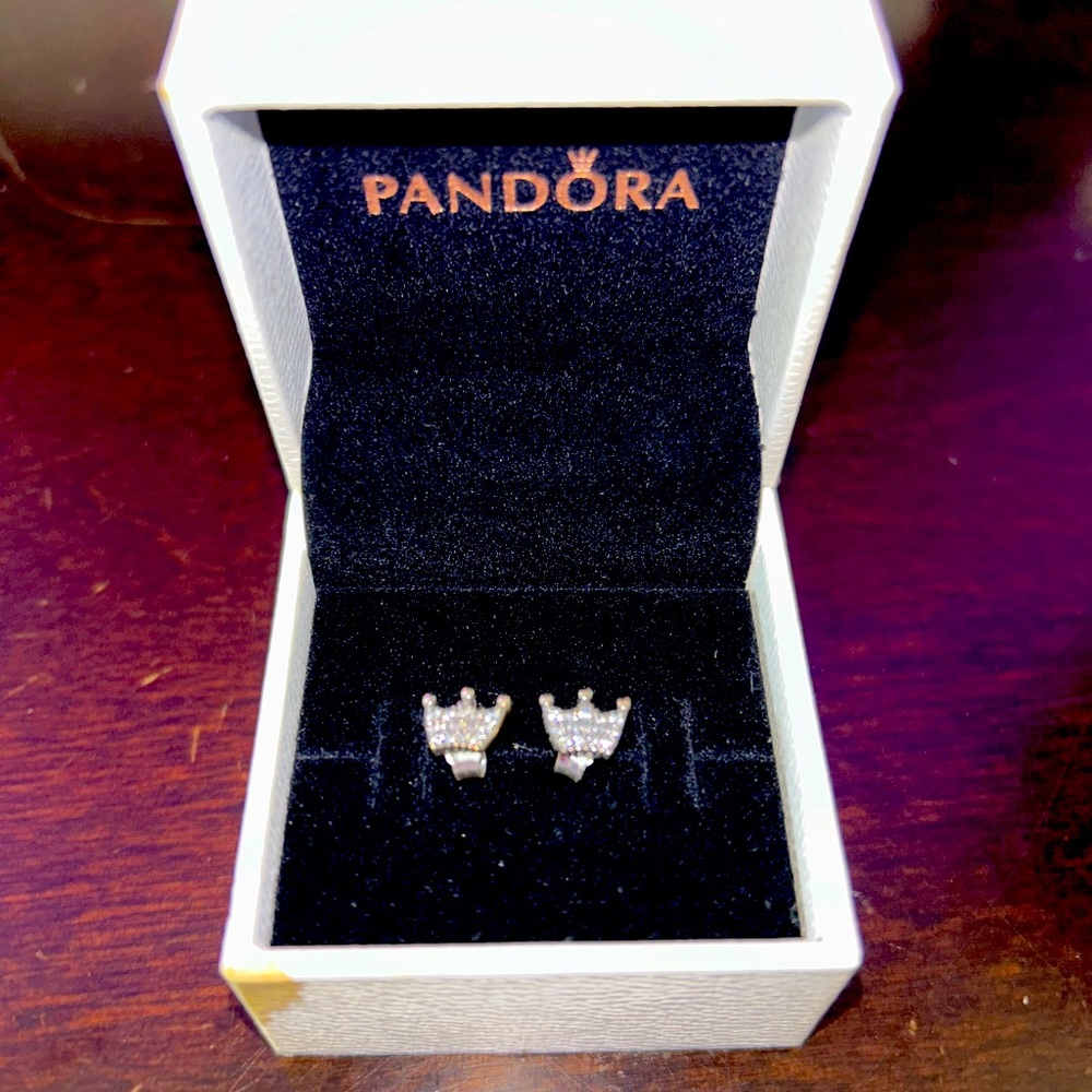 Brand new pandora earrings